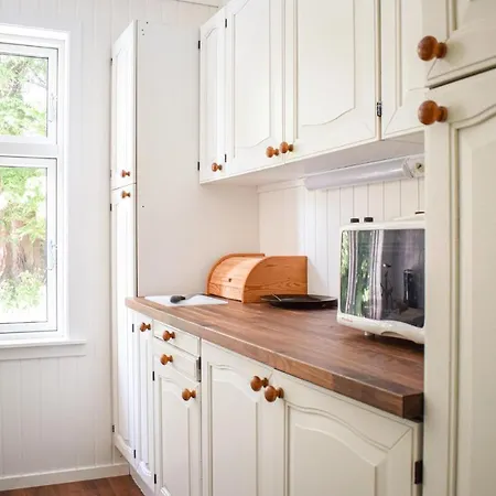 Stunning In With Kitchen Brekke (Sogn og Fjordane)